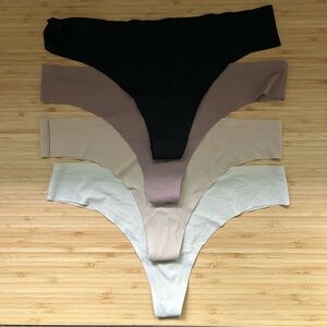 NWOT Lululemon InvisiWear Mid-Rise Thong Underwear Set of 4 Size S/P